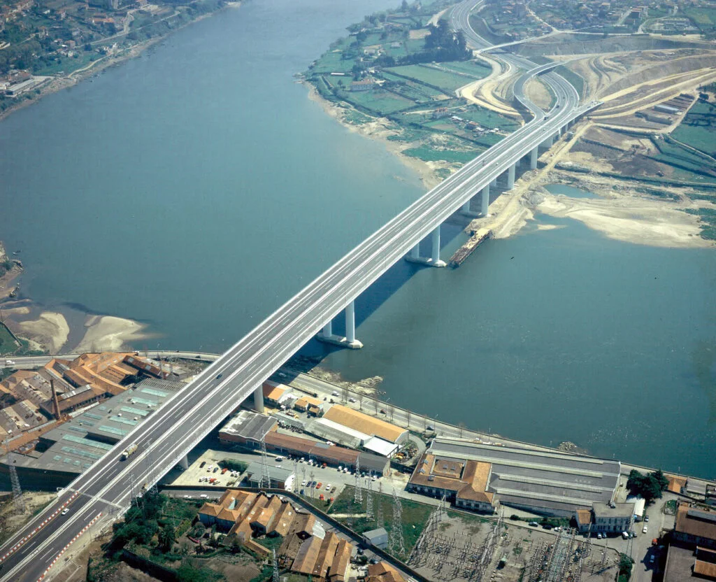 vista da Ponte do freixo