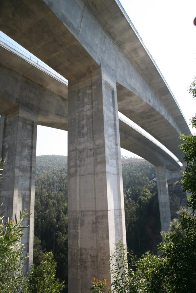 Ponte sobre Rio Sousa I (1)