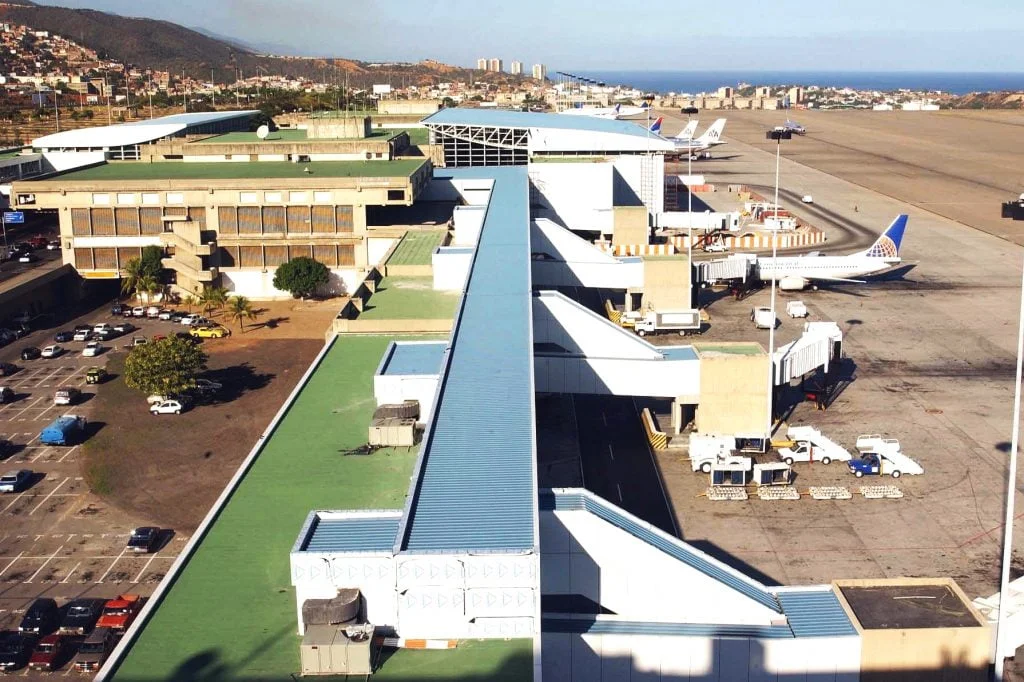 Galeria Foto 3 - Ampliação do Terminal do Aeroporto Internacional de Caracas