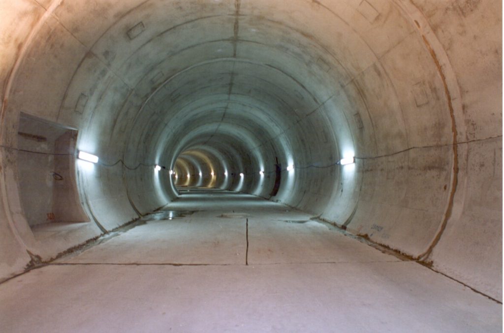 Túnel dos Troços Parciais 52º e 53º da Linha Amarela do Metropolitano de Lisboa