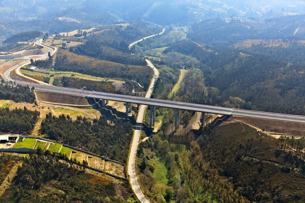 A41 - Viadutos sobre o Rio Sousa II
