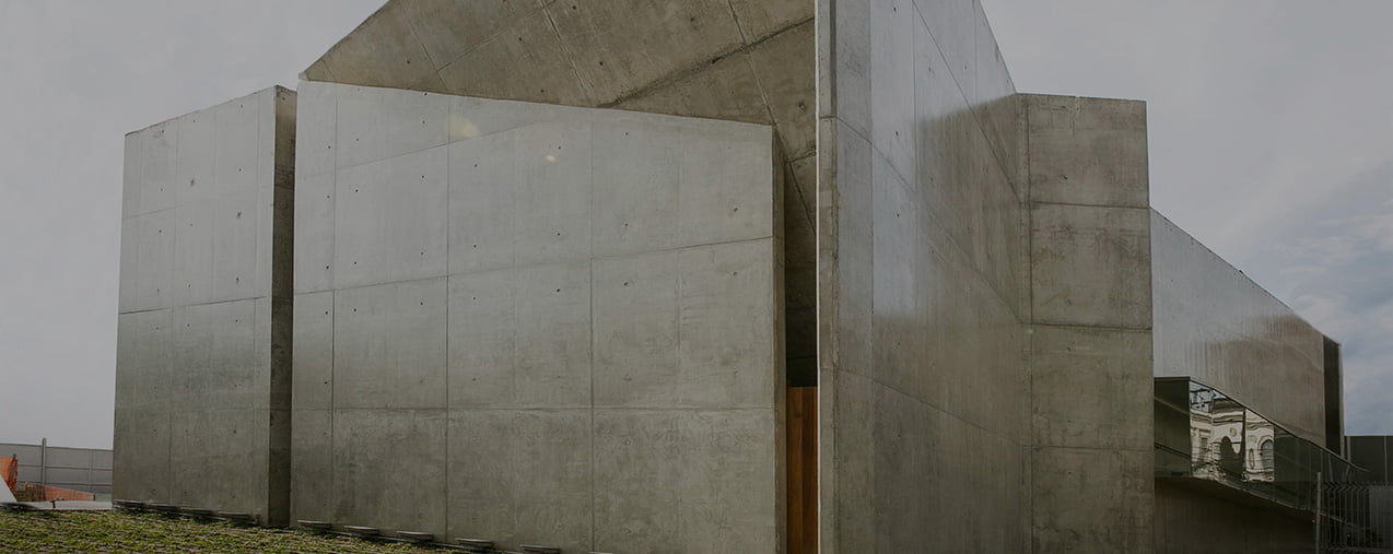 capa dos projetos e obras de edifícios públicos da teixeira duarte