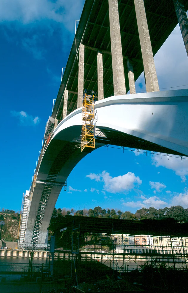 foto da ponte da arrabida - 2