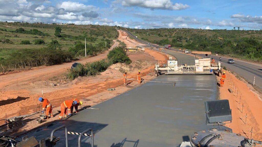 Duplicação e Restauração da BR-101/BA