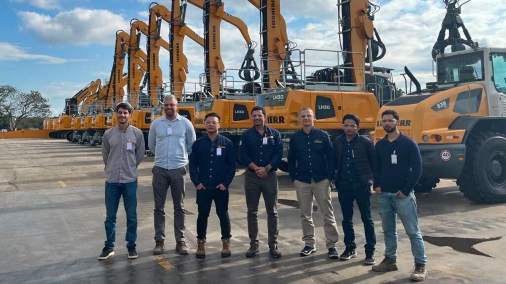 Visita técnica à fábrica da LIEBHERR: conhecimento aplicado a operação